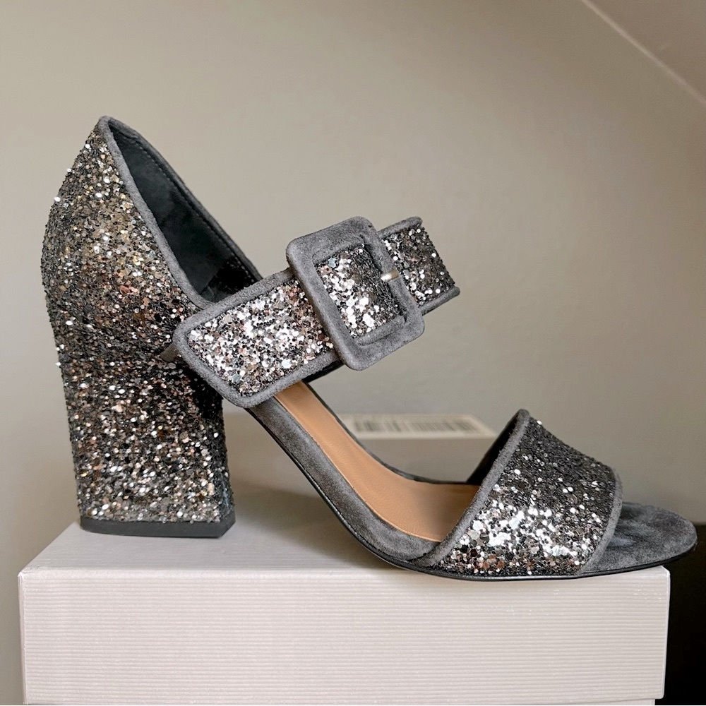 ❤️Anthropologie Hoss Silver Glitter Heels